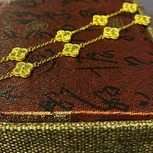 • Italian Silver Lucky Clover Bracelet with Zirconia | 18K Gold Plated